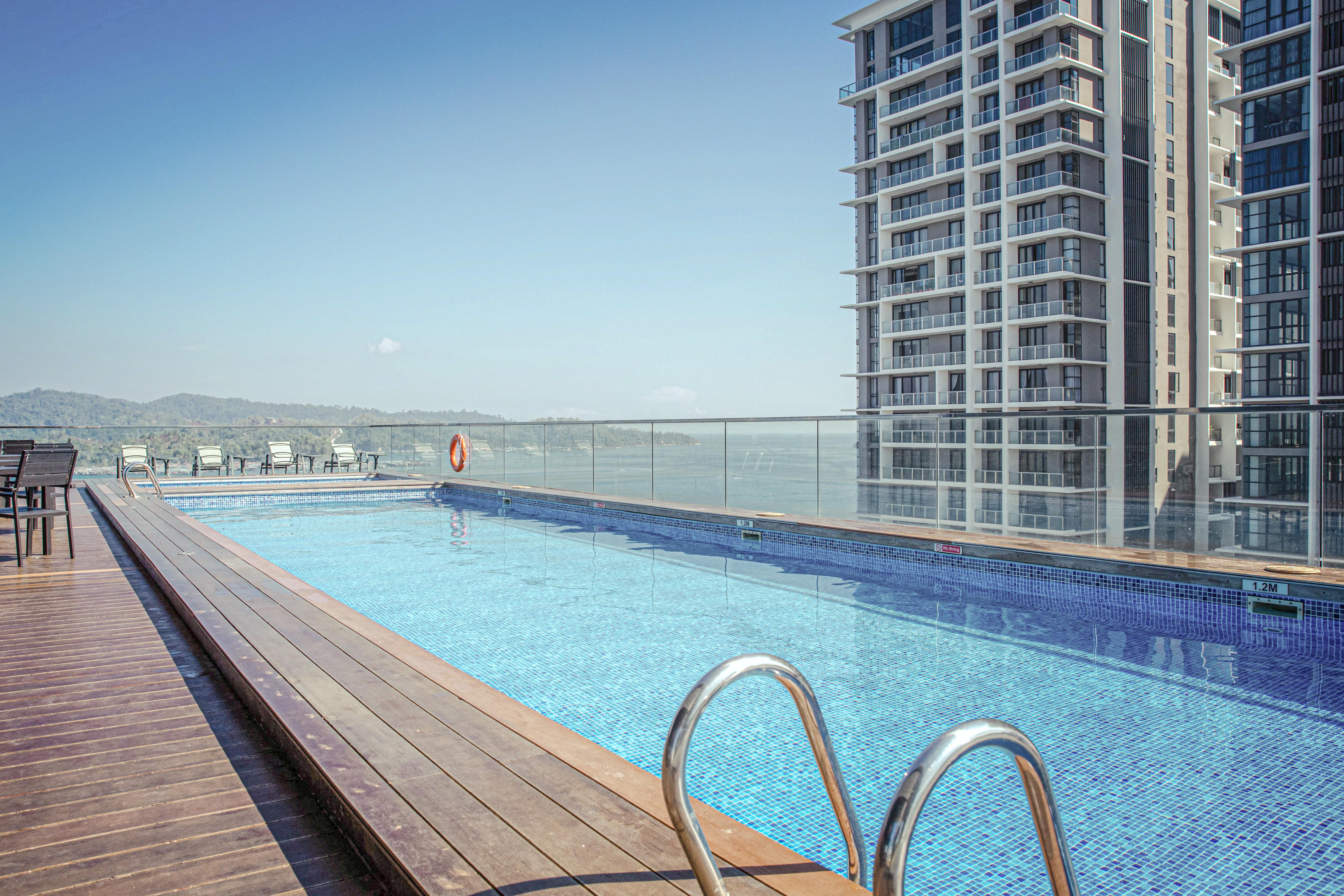 Grandis Hotels And Resorts Kota Kinabalu Esterno foto