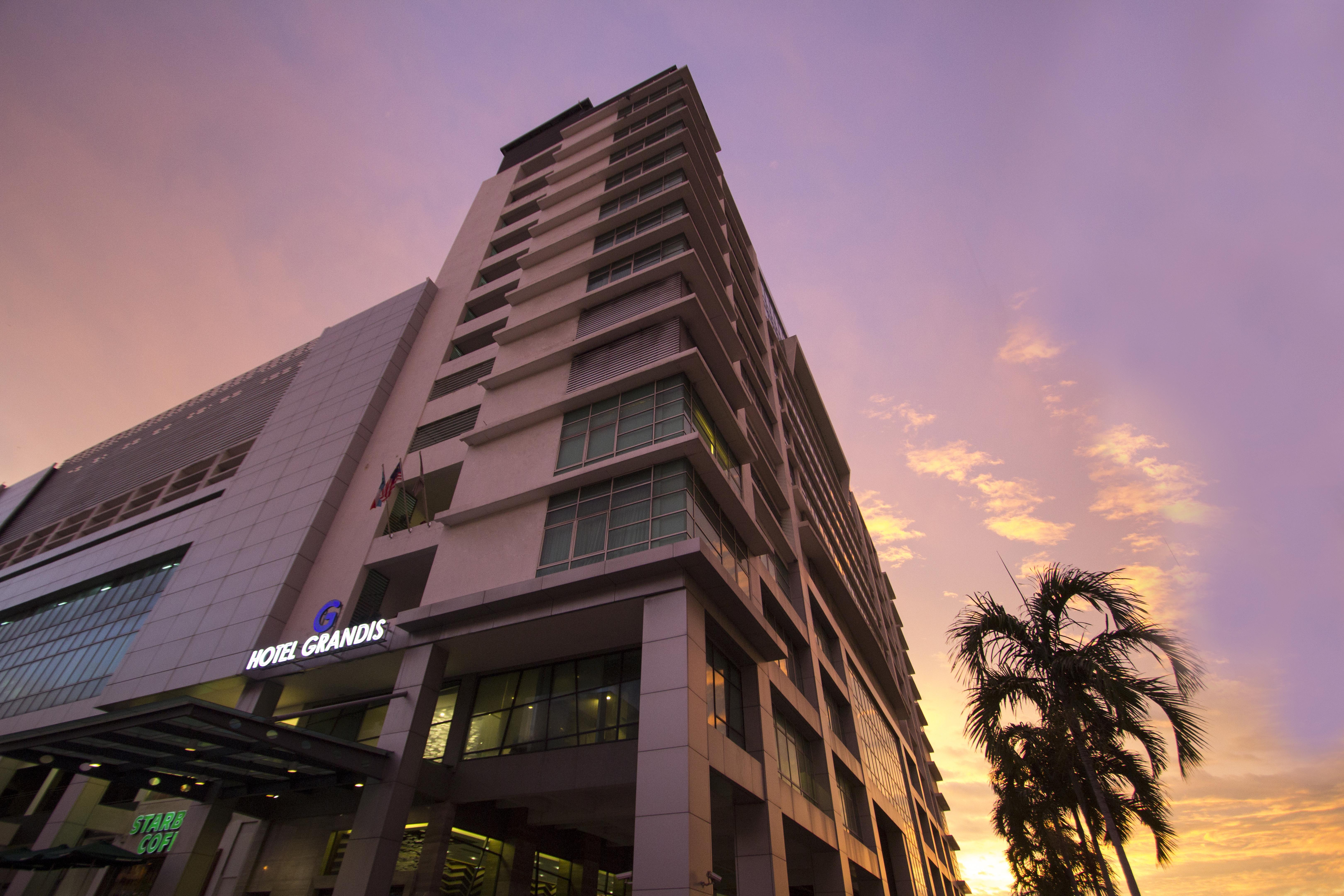 Grandis Hotels And Resorts Kota Kinabalu Esterno foto
